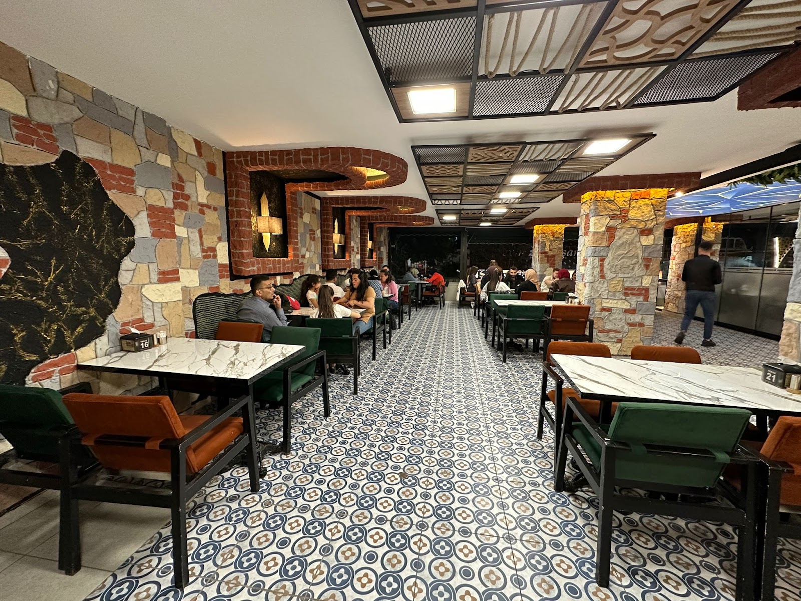 Tatvan Fidan Restaurant & Patisserie — fotoğraf 5