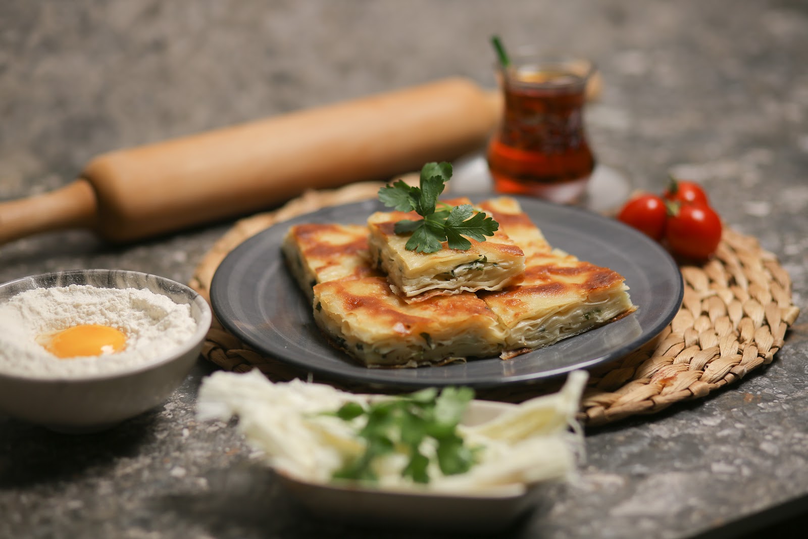 Tepsi Su Böreği - Mantı - Yöresel Ürünler — fotoğraf 6