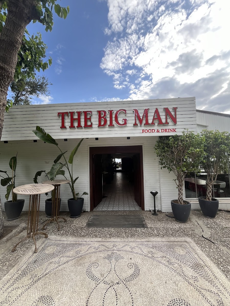 The Big Man Lara — fotoğraf 1