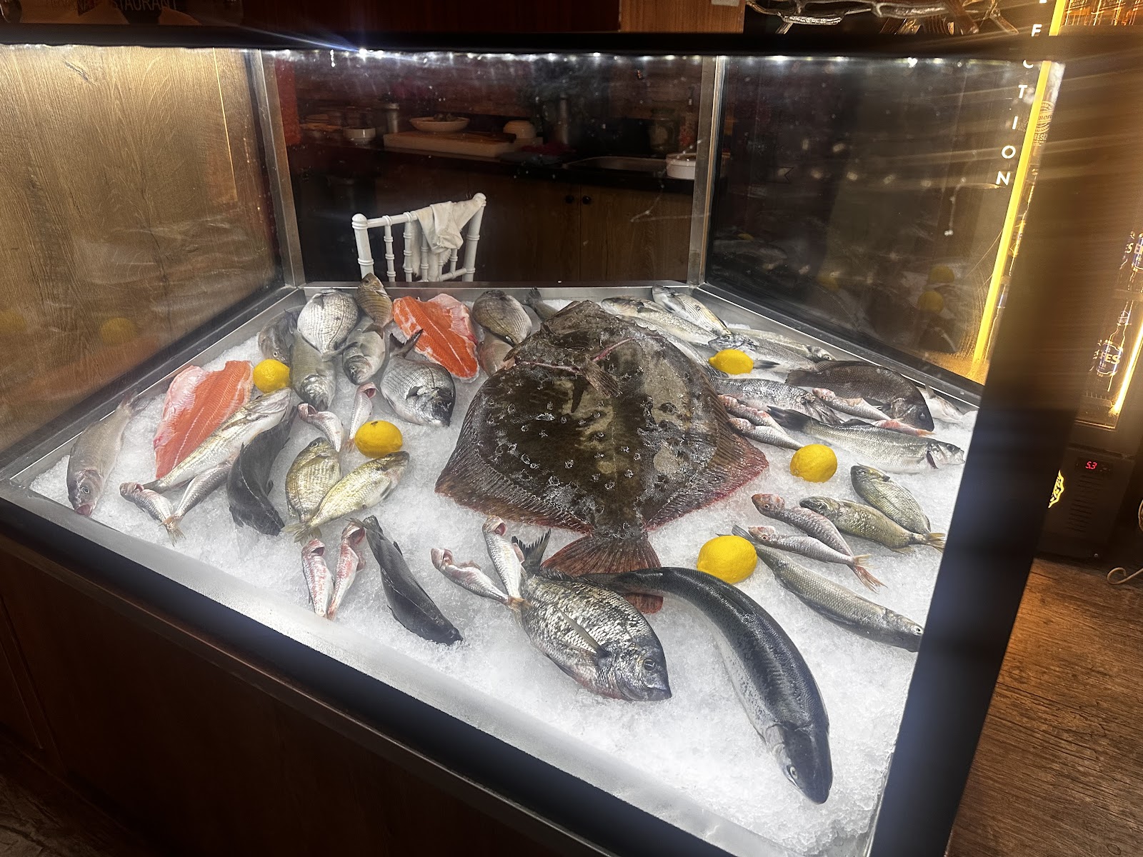 Tirvana Balık Restaurant — fotoğraf 4