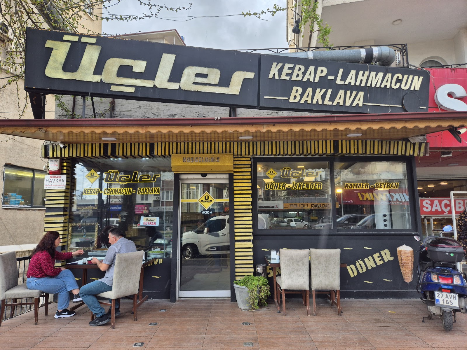 Üçler Kebap Lahmacun — fotoğraf 1