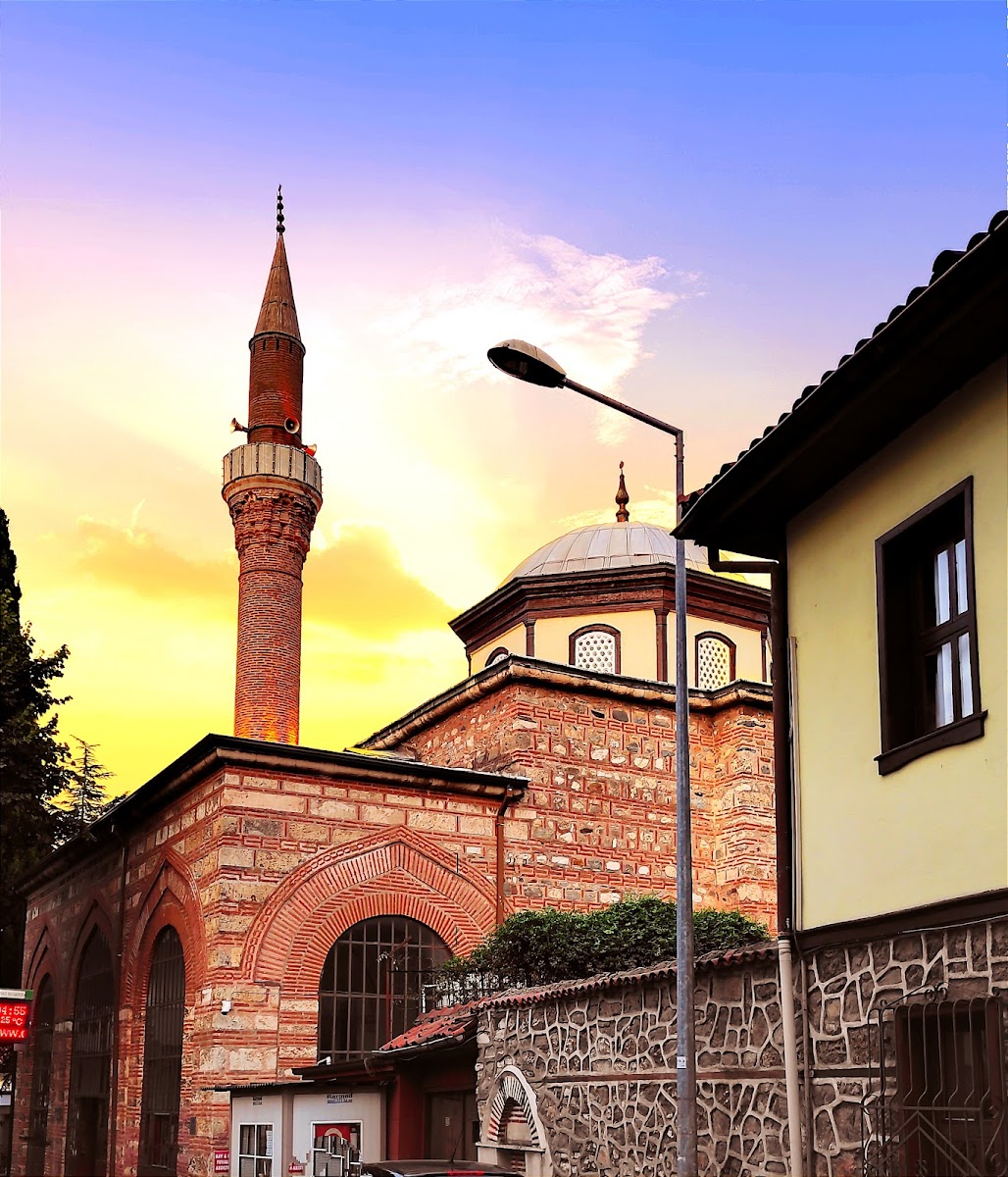 Üftade Camii ve Türbesi — fotoğraf 1
