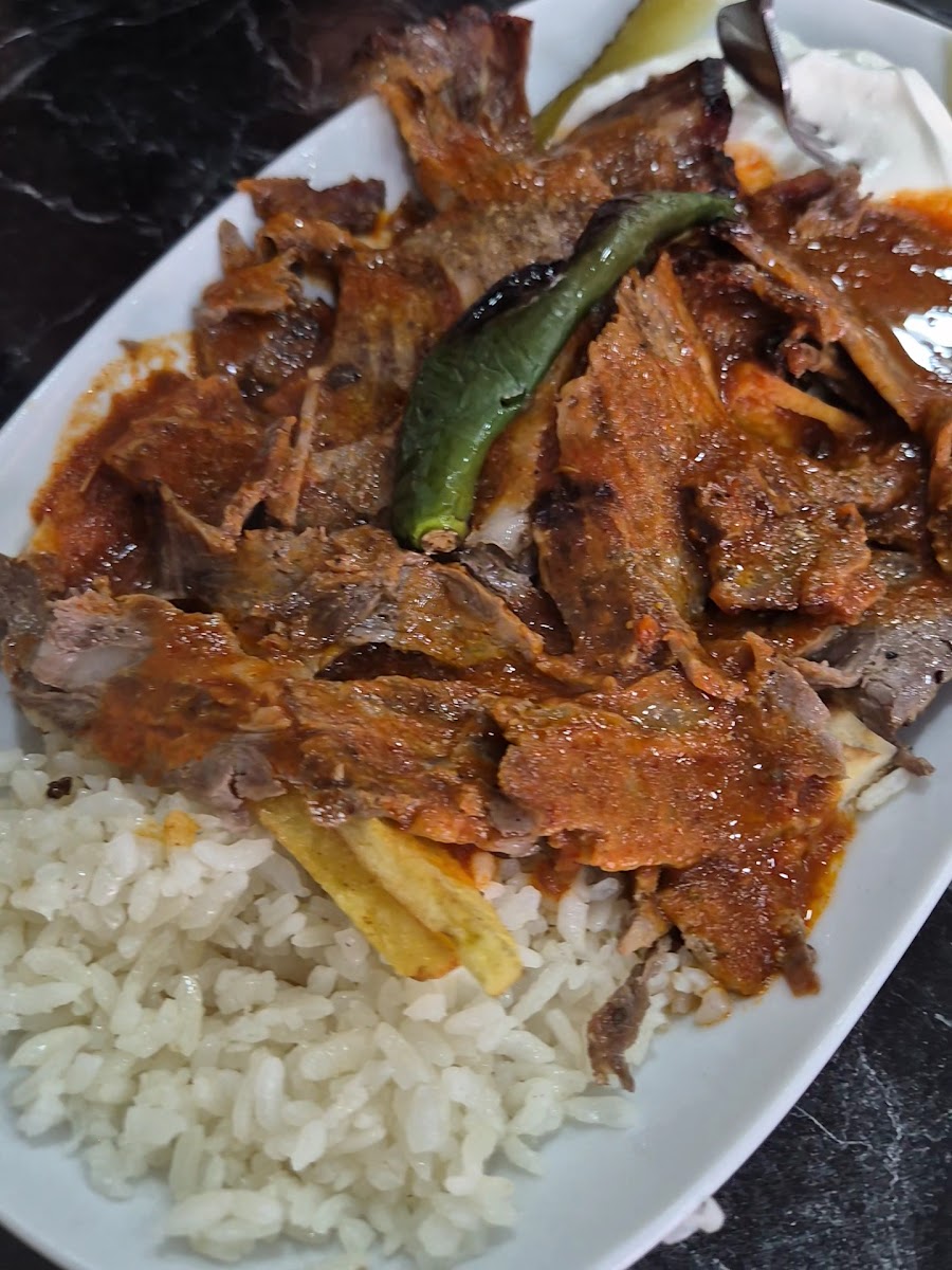 Uğur Kebap Lahmacun ve Pide Salonu — fotoğraf 3