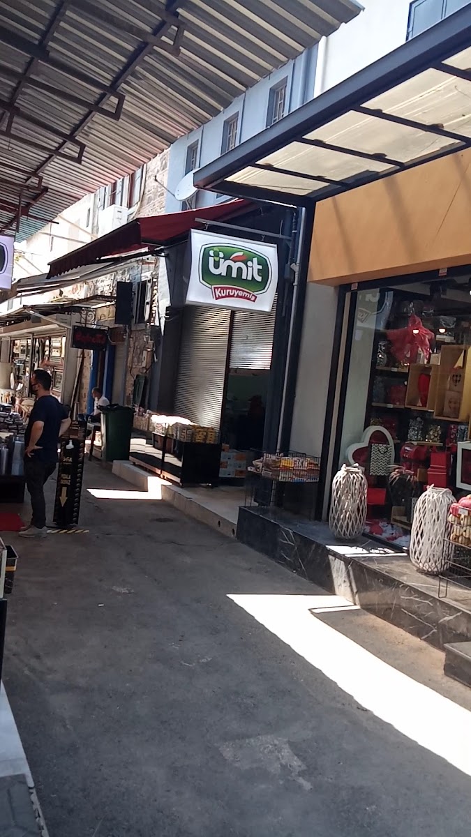 ÜMİT KURUYEMİŞ KEMERALTI ŞUBE — fotoğraf 3