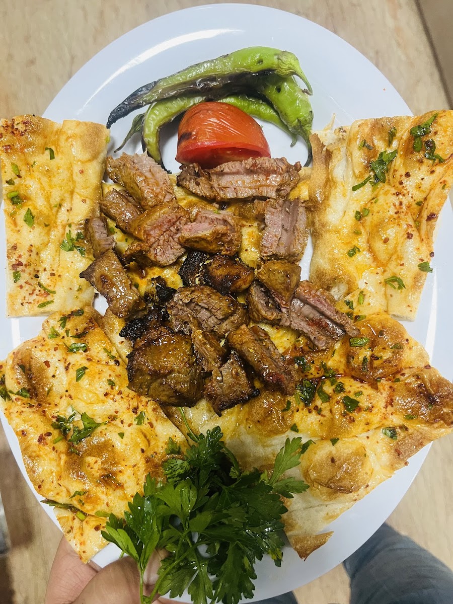 Üstün Restaurant Kebapçı Doğan — fotoğraf 3