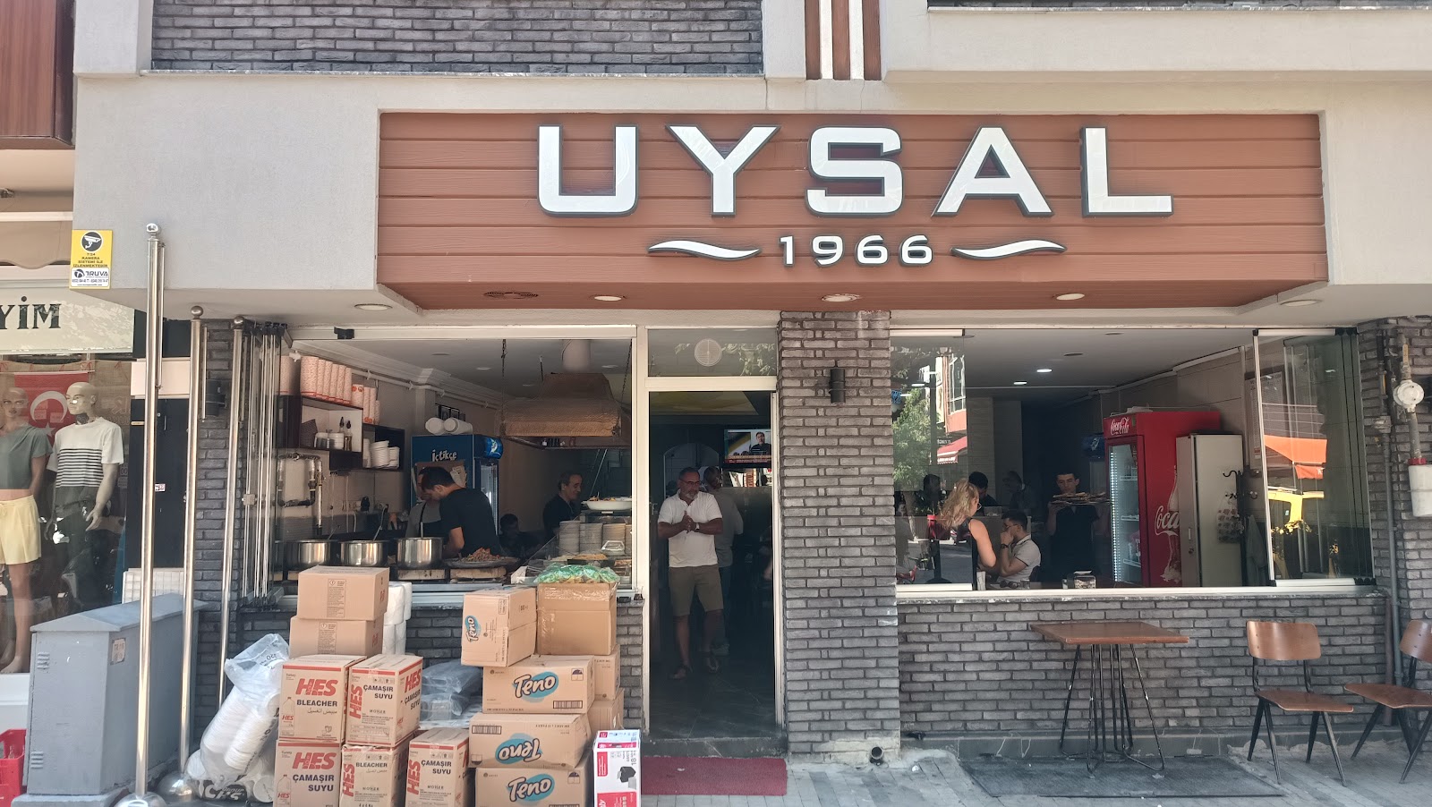 Uysal Aile Lokantası — fotoğraf 1