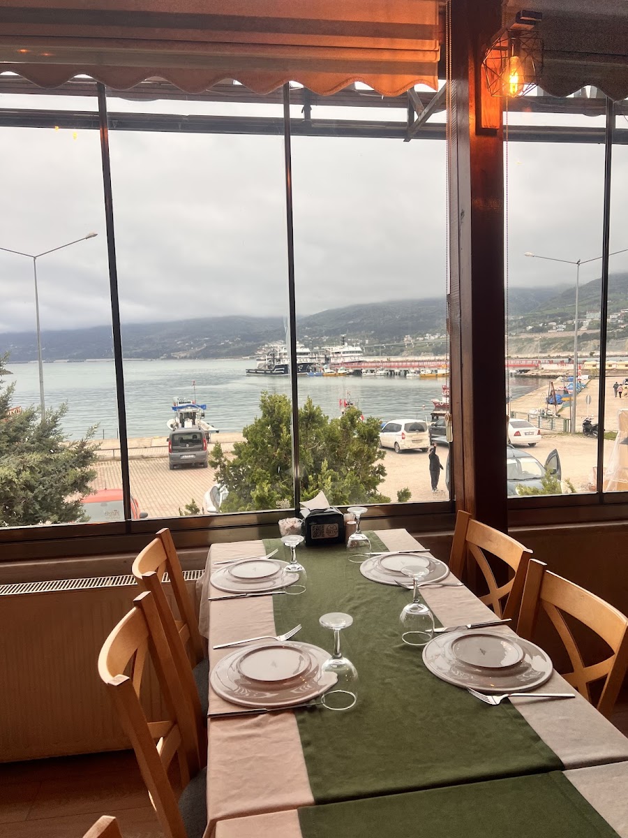 Yalı Balıkevi — fotoğraf 1