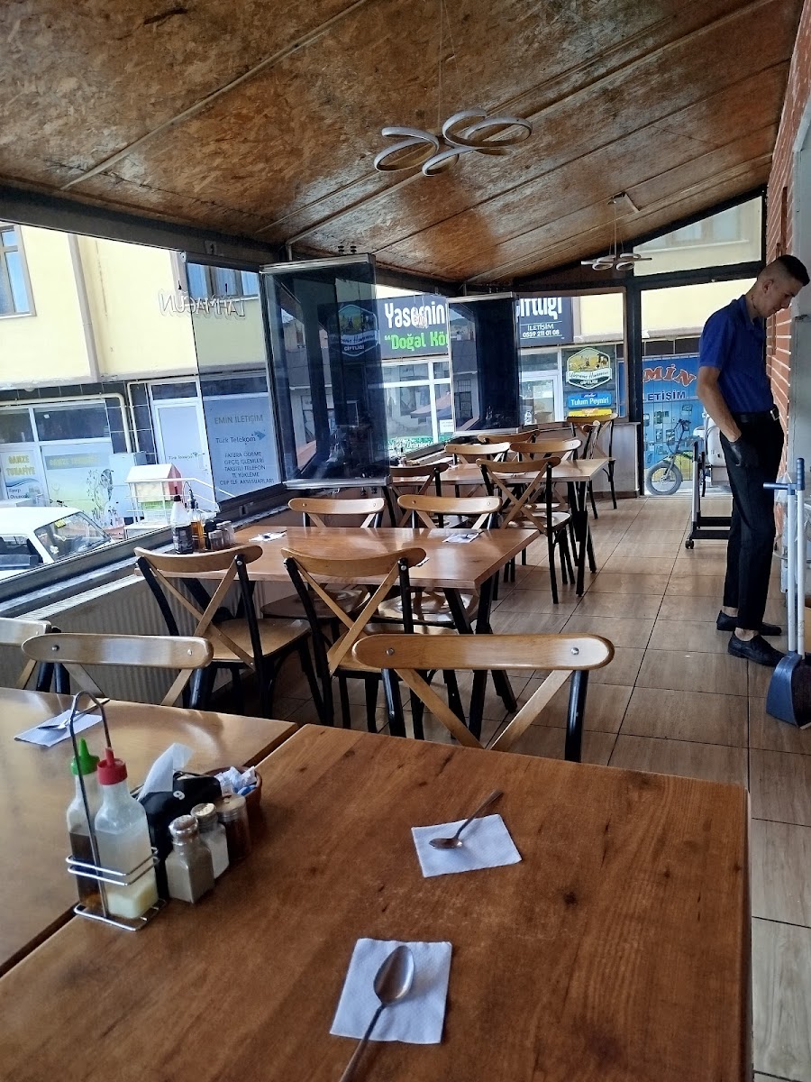 Yaşar USTA ET DÖNER , KAVURMA , BEĞENMEDİĞİNİZ YEMEK OLURSA MUTLAKA DEĞİŞTİRELİM — fotoğraf 5