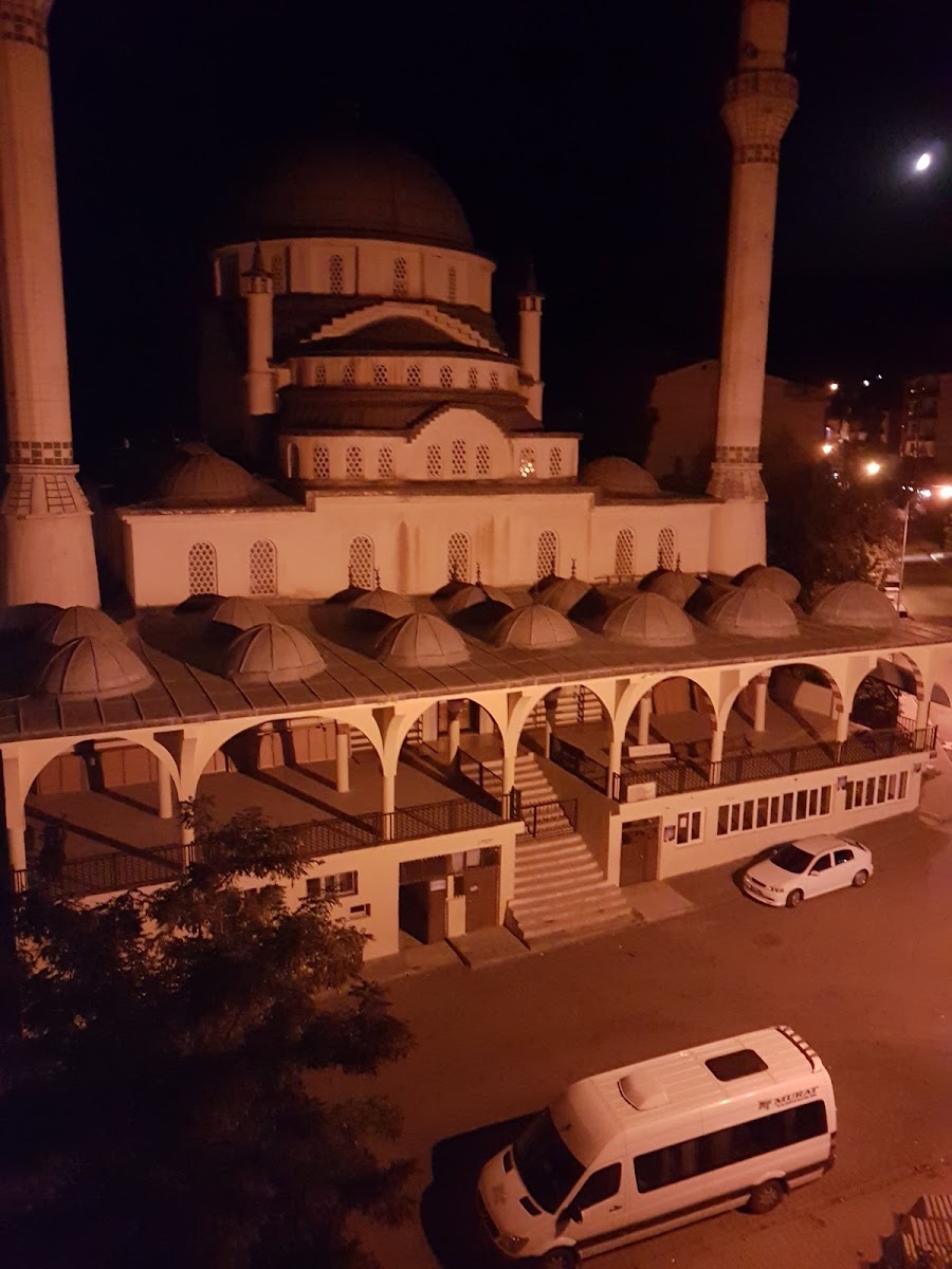 Yeni Mahalle Camii — fotoğraf 1