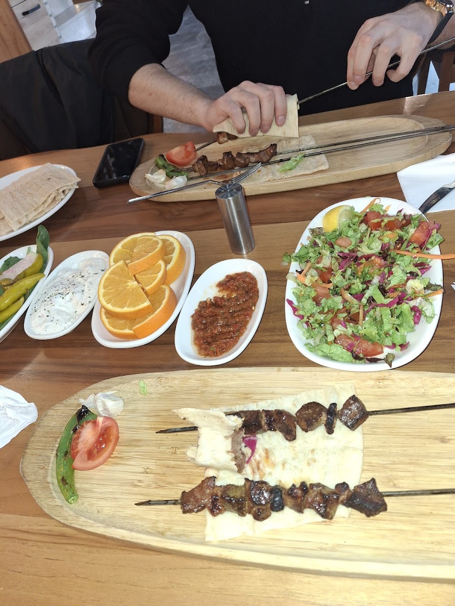 Yıldız Ciğer Restoran — fotoğraf 2