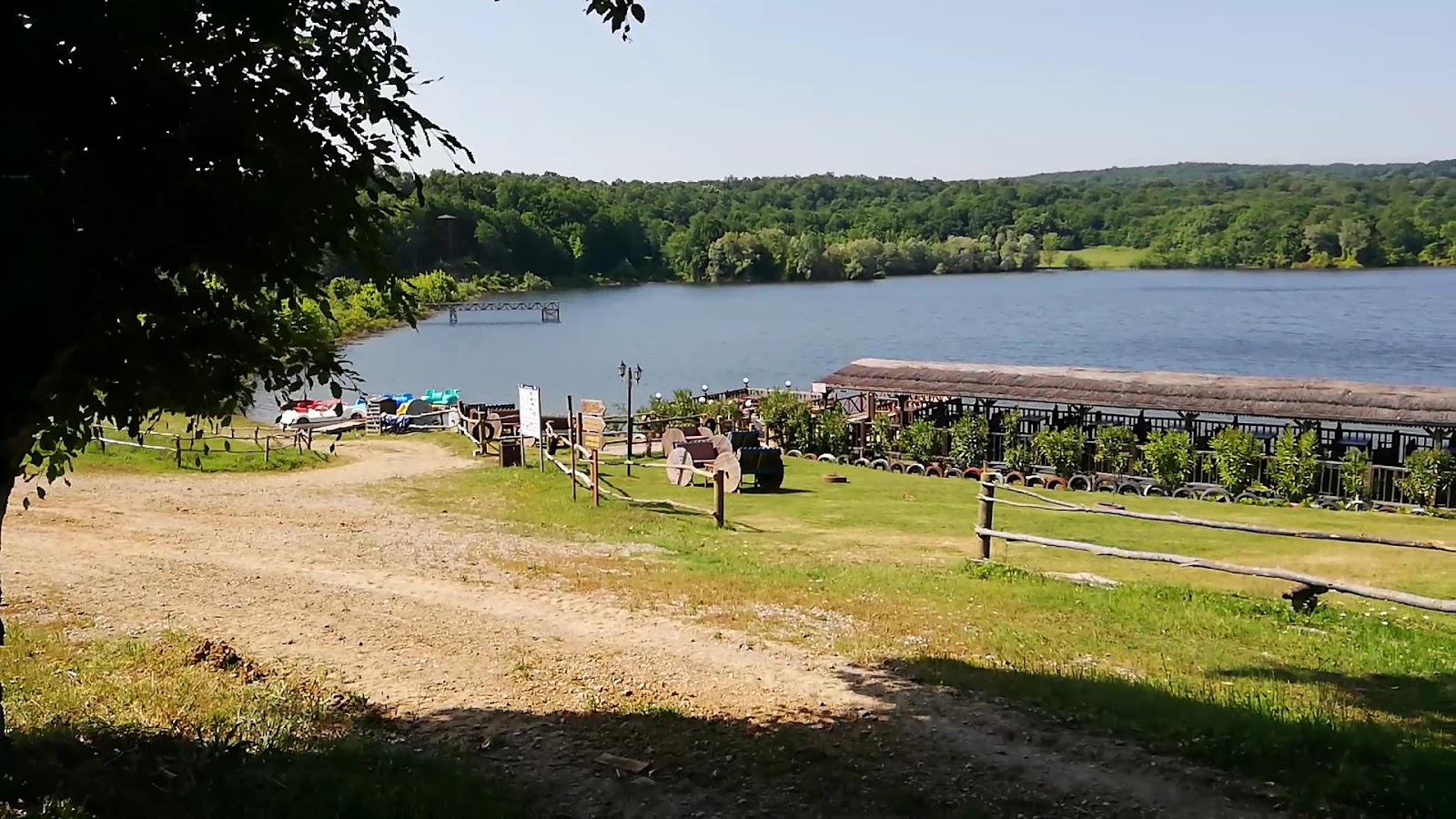 Yıldız Country Otel ve Parkyıldız Tesisleri - Bektaşağa Göleti — fotoğraf 2