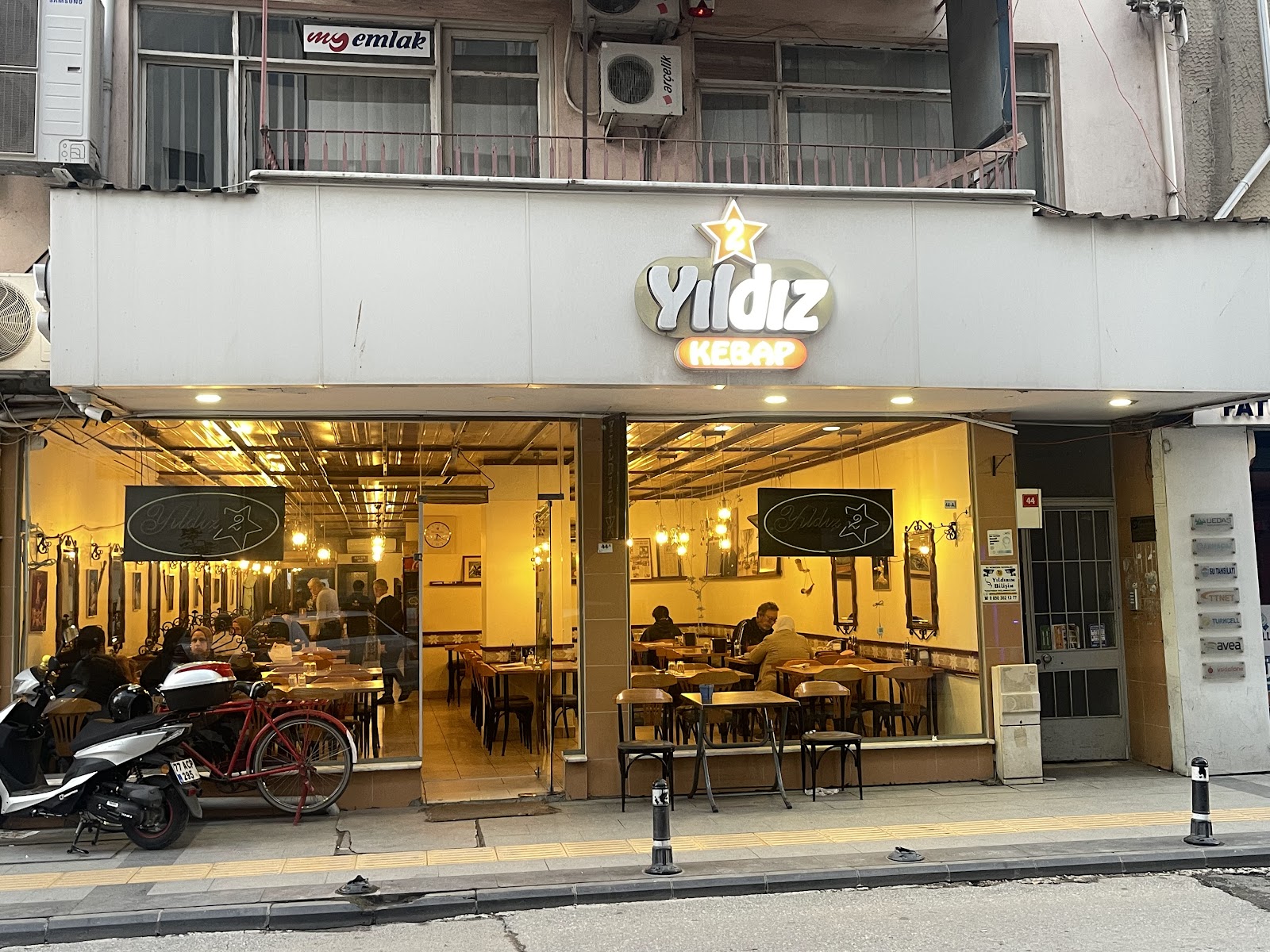 Yldz Salonu — fotoğraf 1