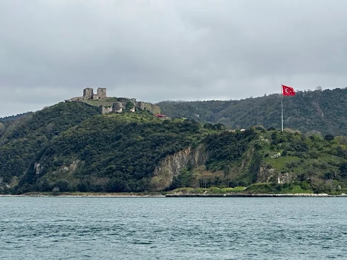 Yoros Kalesi — fotoğraf 1