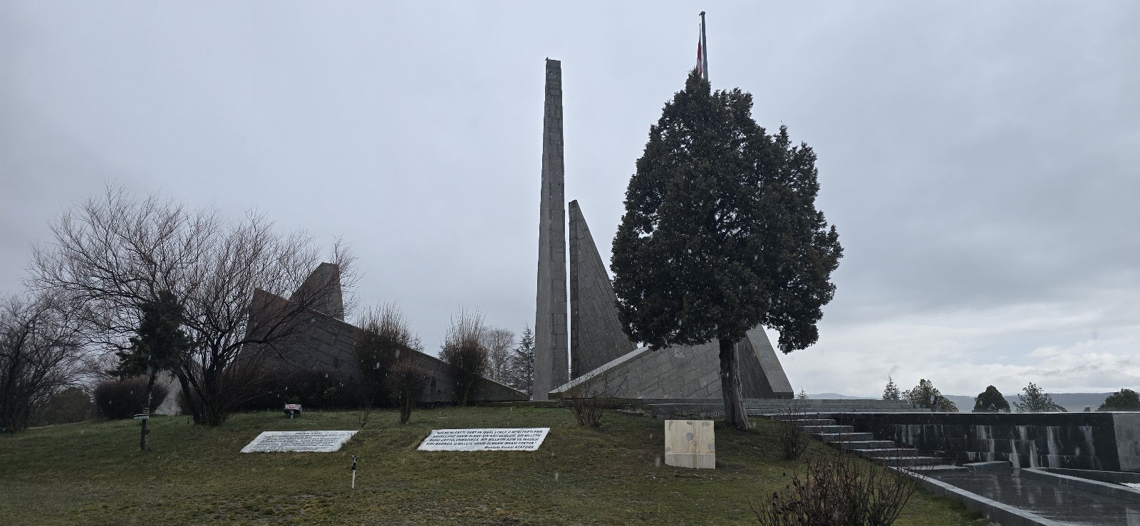 Zafer Anıtı — fotoğraf 2