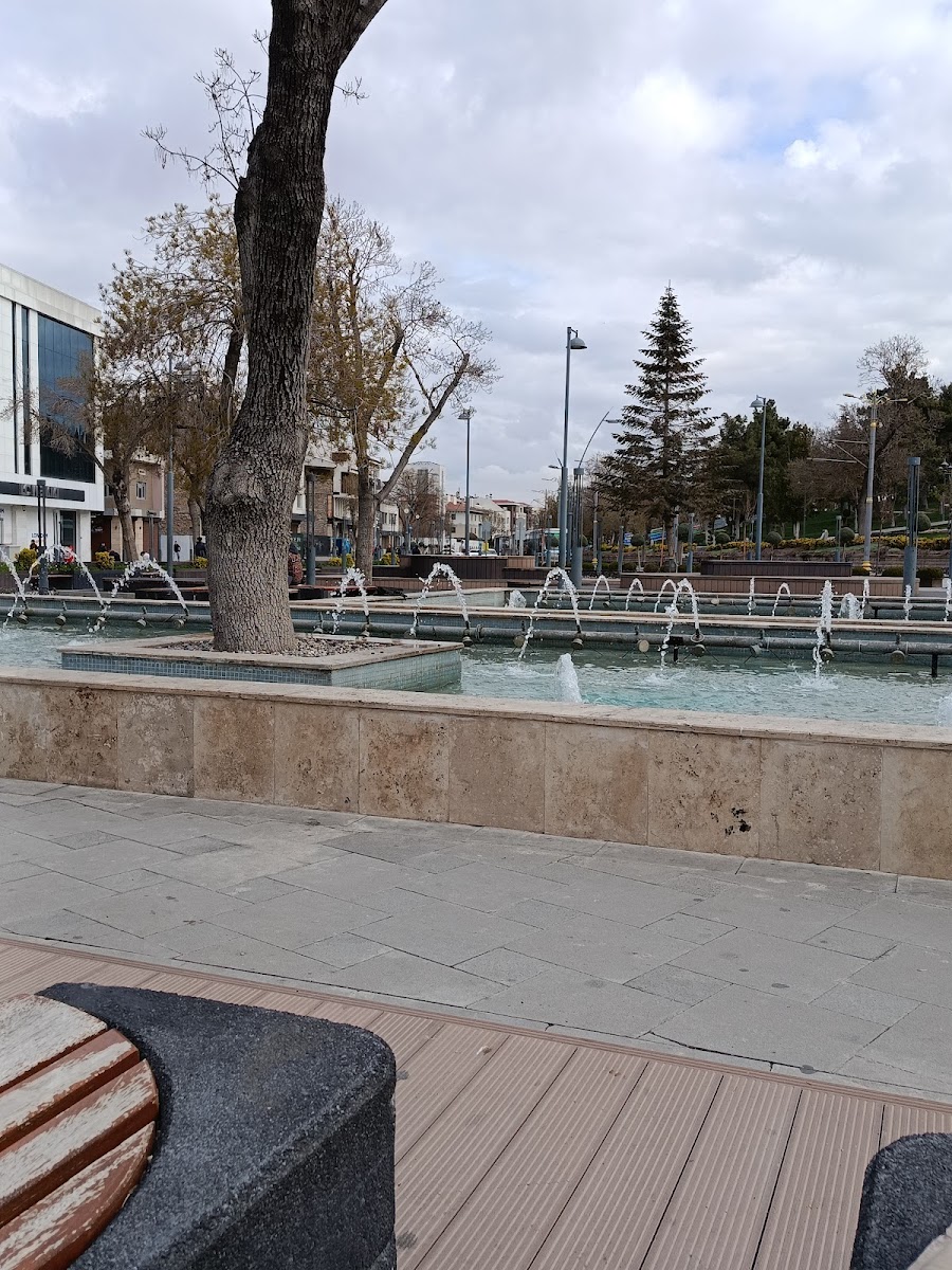 Zafer Meydanı Konya — fotoğraf 2